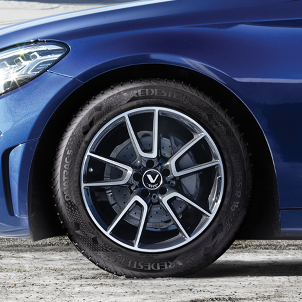 Excellent braking and handling on wet surfaces